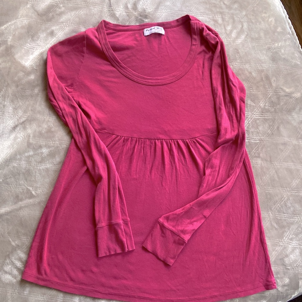 Michael stars long sleeved hot pink t shirt 100percent cotton